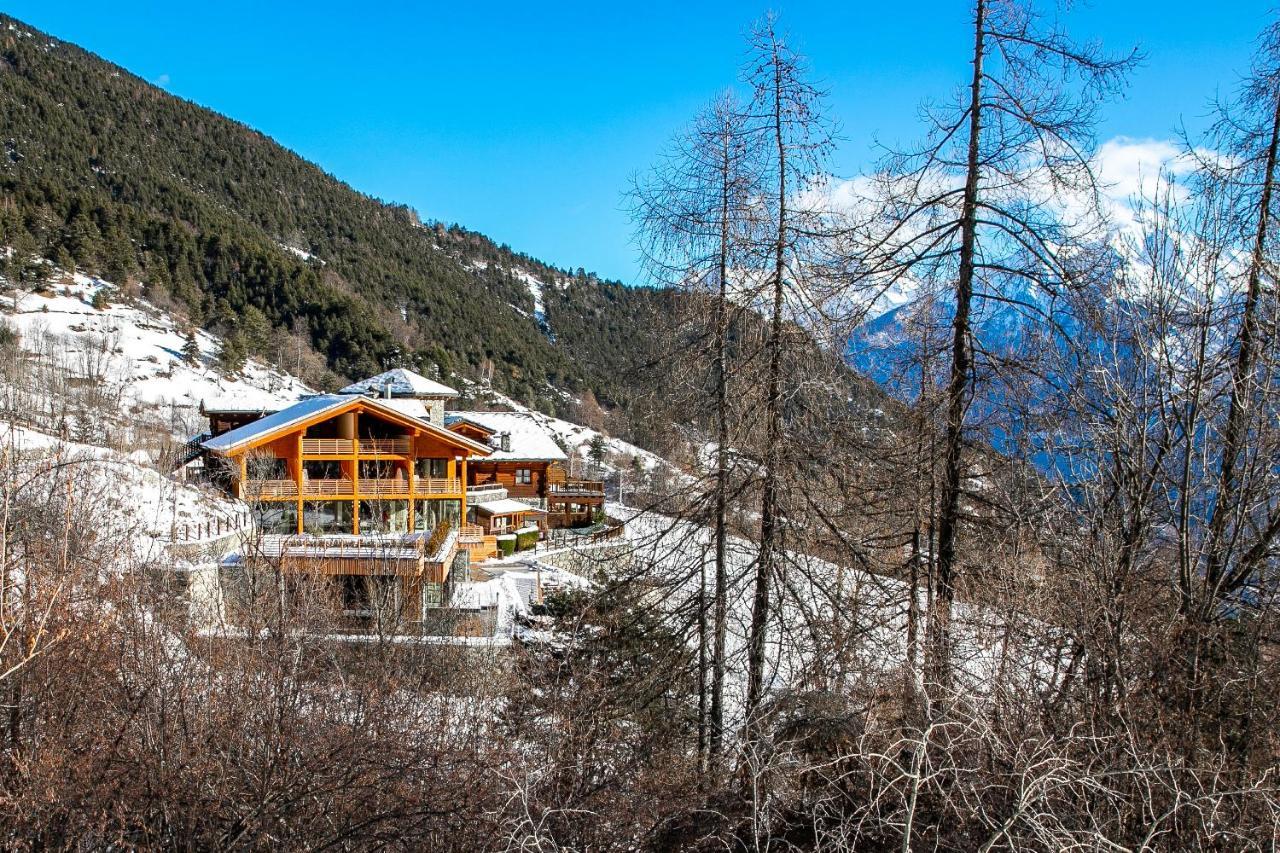 Silou Retreat Hotel Champdepraz Exterior photo