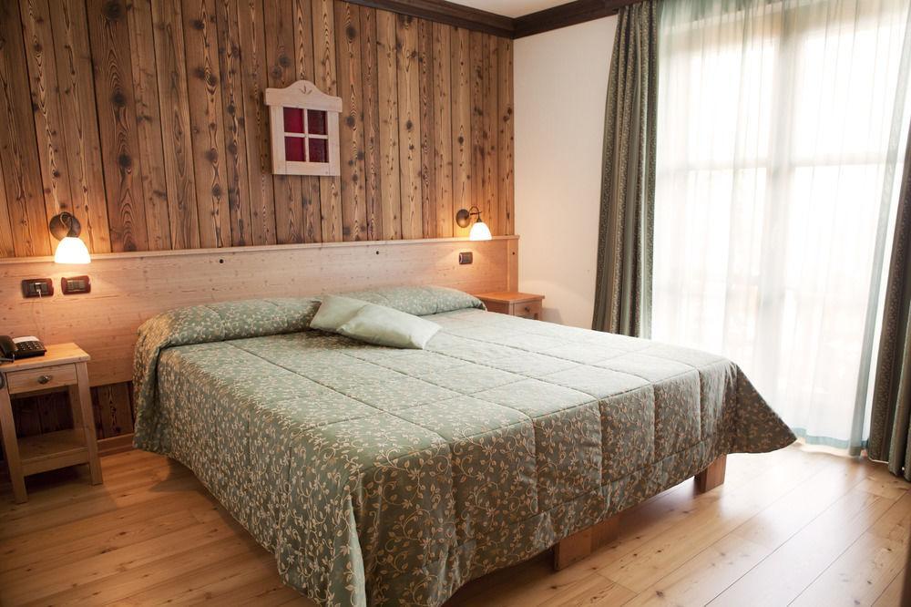 Silou Retreat Hotel Champdepraz Exterior photo